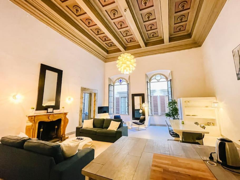 Ponte Vecchio Elegante Domus * Florença