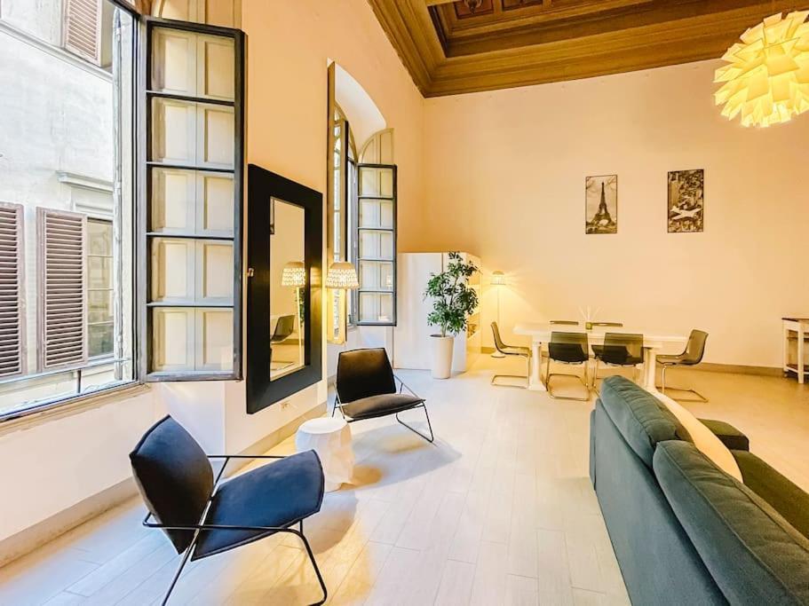 Ponte Vecchio Elegante Domus Apartamento Florença