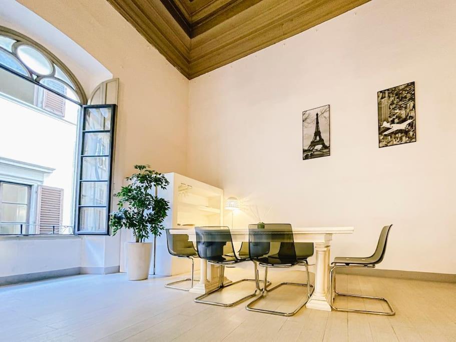 Ponte Vecchio Elegante Domus * Florença